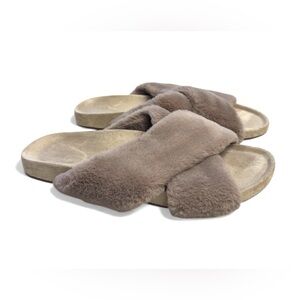 Birdies Faux Fur Cross Strap Slippers Sz.9